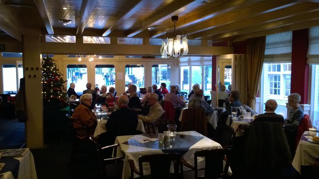 Hotel De Kroon Oirschot Eksteriør bilde